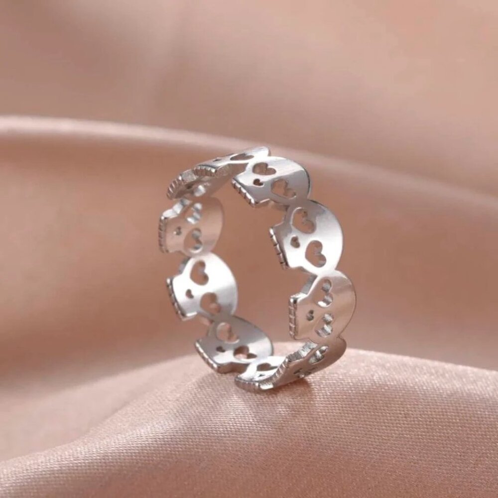 Skull Seeker Ring Skulls | Silver Alloy | Wiccan Alternative Punk Emo Scene